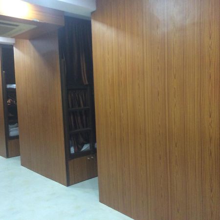 Zara Dormitory Mumbai Luaran gambar
