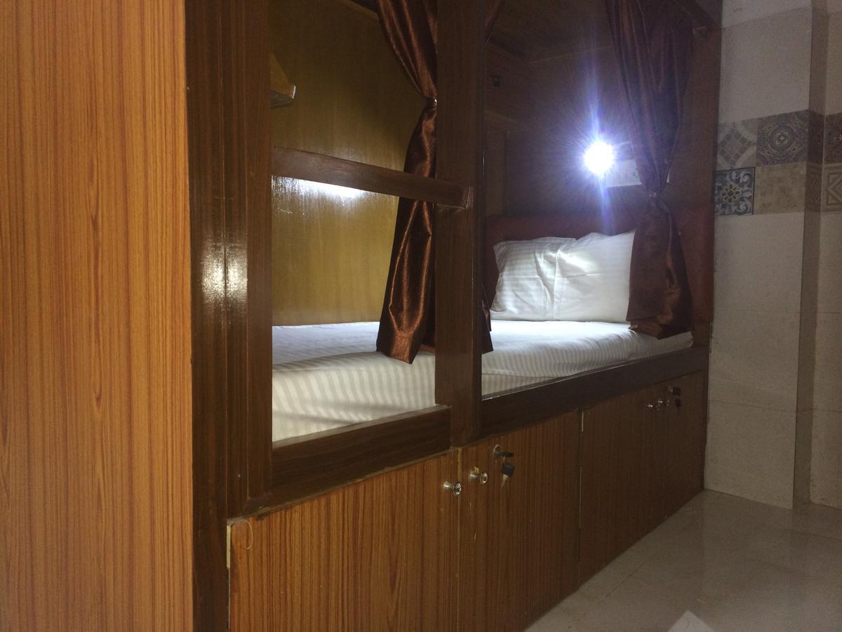 Zara Dormitory Mumbai Luaran gambar
